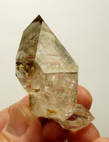 Quartz variety smoky
Brandberg Area, Erongo, Namibia
62 x 30 x 28 mm
Same as above. (Author: Pierre Joubert)