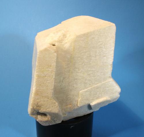 Orthoclase
Erongo Mountain, Erongo Region, Namibia
10.5 x 7.2 cm (Author: Don Lum)