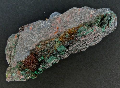 Brochantita<br />Sierra Almagrera, Cuevas del Almanzora, Comarca Levante Almeriense, Almería, Andalucía, España<br />Pieza 7 x 4 x 2 cm<br /> (Autor: María Jesús M.)