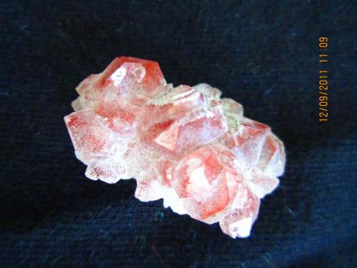 Quartz rose
China
1.5 x 3.5 x 1 cm.
rose quartz but little (Author: barbie90)
