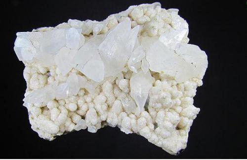 Calcite
Qaleh-Zari Mine (Ghale Zari Mine), Nehbandan, South Khorasan Province, Iran
Specimen size: 15 * 8 cm (Author: h.abbasi)