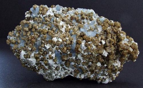 Vesuvianite on Calcite.
Sierra de Cruces, Mun de Sierra Mojada, Coahuila, Mexico.
95 x 55 mm (Author: nurbo)
