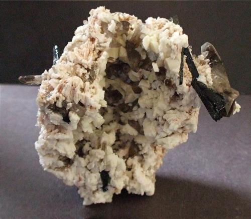 Aegirine Smoky Quartz Orthoclase
Mt Malosa, Zomba District, Malawi
70 x 70 mm. (Author: nurbo)