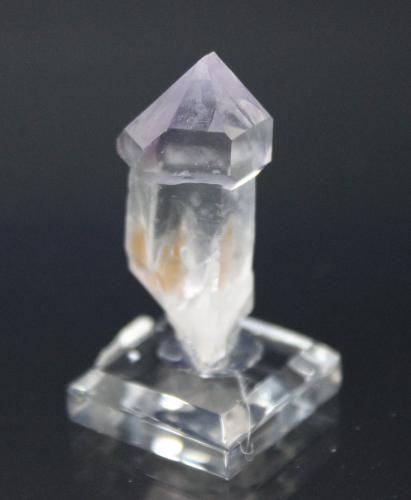 Quartz var amethyst
Spruce Claim, King County, Washington, USA
3.4 x 1.5 cm
Amethyst Scepter (Author: Don Lum)