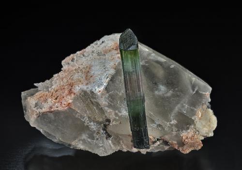 Elbaite, Quartz
Minas Gerais, Brazil
3.9 x 2.7 cm (Author: am mizunaka)