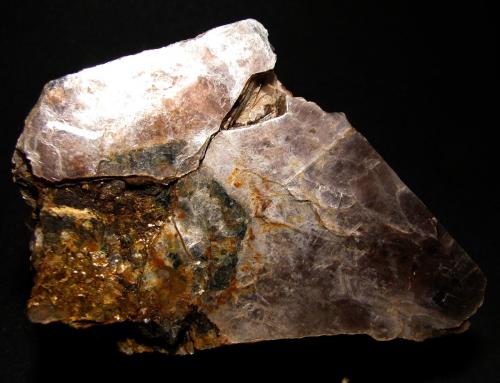 Moscovita<br />Buitrago del Lozoya, Comarca Sierra Norte, Comunidad de Madrid, España<br />53 x  45 x 10 mm<br /> (Autor: José Luis Zamora)