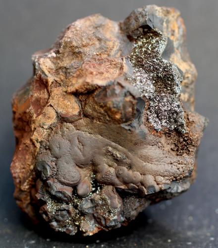 Pirolusita<br />Sierra del Aljibe, Aliseda, Comarca Tajo-Salor Almonte, Cáceres, Extremadura, España<br />57 x 45 x 37 mm.<br /> (Autor: José Luis Zamora)
