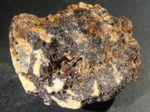 Galena, cerusita<br />Mina Raimunda, El Molar, Comarca Priorat, Tarragona, Cataluña / Catalunya, España<br />3 x 2 x 2 cm<br /> (Autor: Javier Rodriguez)