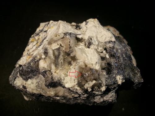Cerusita. Galena<br />Mina Mineralogia, El Molar, Comarca Priorat, Tarragona, Cataluña / Catalunya, España<br />5 x 3,5 x 5 cm<br /> (Autor: Javier Rodriguez)