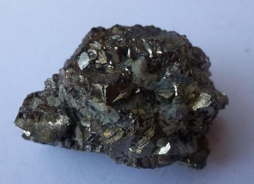 Pirita<br />Mines Can Palomeres, Malgrat de Mar, Comarca Maresme, Barcelona, Cataluña / Catalunya, España<br />2 x 1,5 cm<br /> (Autor: Cristalino)