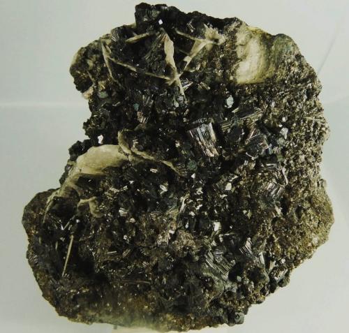 Bournonita y Barita.<br />Cerro de Pasco, Provincia Pasco, Departamento Pasco, Perú<br />100x100 mm.<br /> (Autor: Jesus Franquesa Baucells)