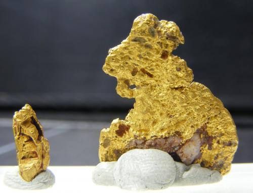 Oro<br />Zona Talarrubias / Casas de Don Pedro, Comarca La Siberia, Badajoz, Extremadura, España<br />2.5 cm<br /> (Autor: yowanni)