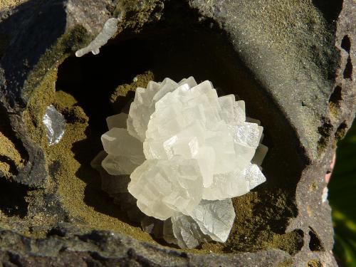 Calcita<br />Niu Corbu Quarry, Noragugume, Nuoro Province, Sardinia/Sardegna, Italy<br />9 x 7 cm<br /> (Autor: nerofis2)