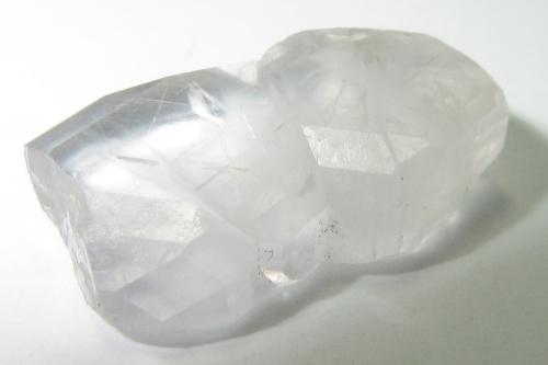 Fluorapatito<br />Floitengrund, Valle Ziller (Zillertal), Tirol Norte, Tirol, Austria<br />18 x 10 x 5 mm.<br /> (Autor: prcantos)
