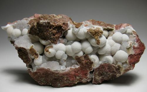 Thomsonita<br />Jaquish road cut Highway, Goble, Columbia County, Oregon, USA<br />11,5 x 5 x 3 cm<br /> (Autor: Antonio Alcaide)