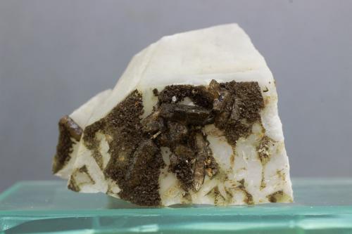 Clorapatito (Grupo Apatito)<br />Itinga, Vale do Jequitinhonha, Minas Gerais, Brasil<br />26x25 mm.<br /> (Autor: Juan Espino)