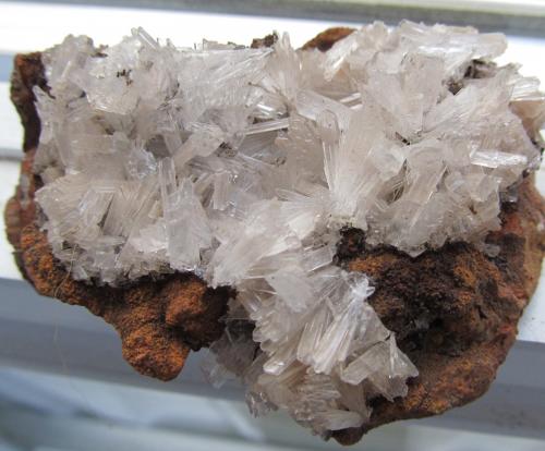 Hemimorphite<br />Ojuela Mine, Lugar San Juanito, Mapimí, Municipio Mapimí, Durango, Mexico<br />6.1 x 5.6 x3.4<br /> (Author: steven calamuci)