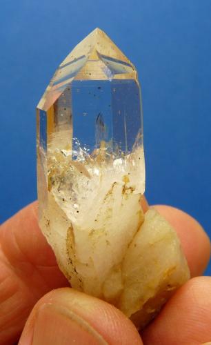 Quartz
Western Cape, South Africa
50 x 32 x 20 mm (Author: Pierre Joubert)