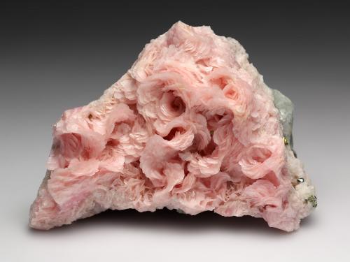 Rhodochrosite
Huachocolpa Mine, Peru
4 x 3 x 3 cm (Author: xdxucn)