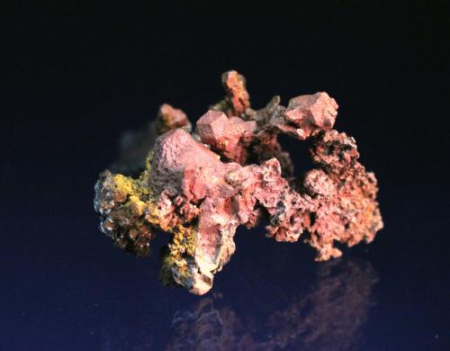 Copper
Tsumeb Mine, Tsumeb, Otjikoto Region, Namibia
5.1 x 4.8 cm (Author: Don Lum)