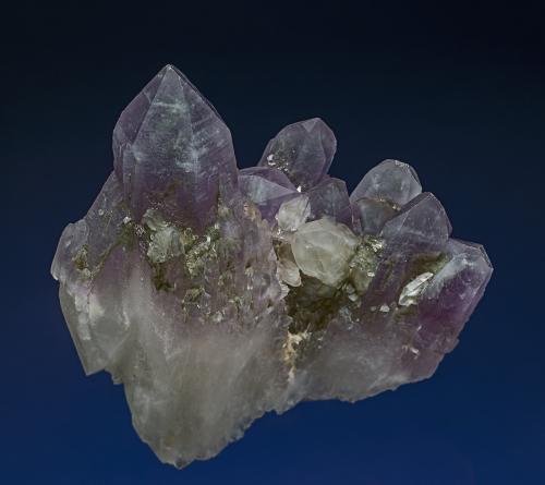 Quartz (var amethyst)
 Tehuilotepec, México State, Mexico
9.6 x 9.6 cm (Author: am mizunaka)