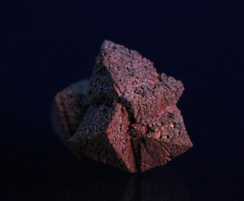 Copper pseudomorph after cuprite
Block 1-1, Rubtsovskiy Mine, Altaiskiy Krai, Siberia, Russia
4.3 x 3.0 cm (Author: Don Lum)