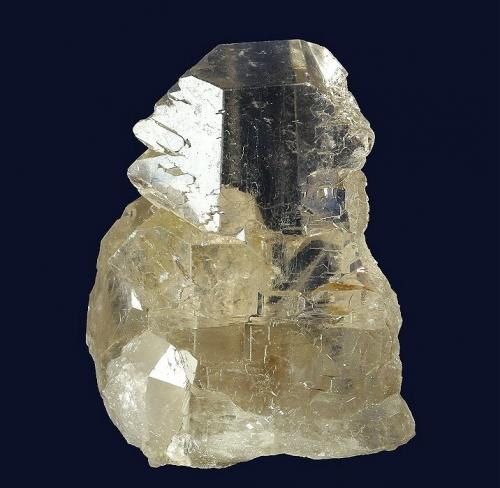 Quartz (Gwindel)
Novo Horizonte, Bahia, Brazil
63 x 51 x 28 mm (Author: GneissWare)