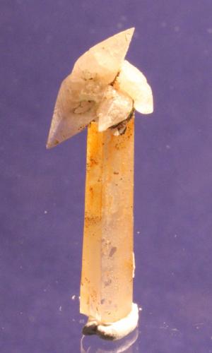 Calcite, Quartz
La Farola Mine, Cerro Pintado, Tierra Amarilla, Copiapo Province, Atacama Region, Chile
4.3 x 1.5 cm (Author: Don Lum)