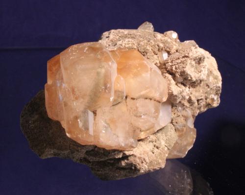 Calcite
Berry Materials Corporation Quarry, (North Vernon Plant), North Vernon, Jennings County, Indiana, USA
11.0 x 7.0 x 6.3 cm (Author: Don Lum)