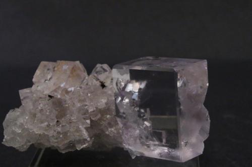 Fluorite
Llamas Quarry, Duyos, Obdulia vein, Caravia District, Caravia mining area, Asturias, Spain
Main crystal is 2.3 x 2.1 com (Author: James)