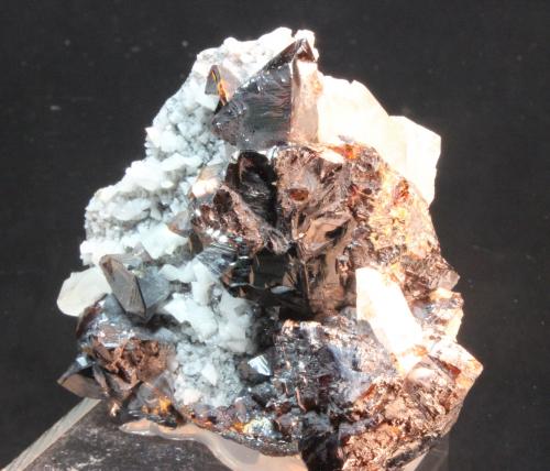 Sphalerite, Dolomite, Calcite
Elmwood Mine, Smith County, Tennessee, USA
6.7 x 5.8 cm (Author: Don Lum)