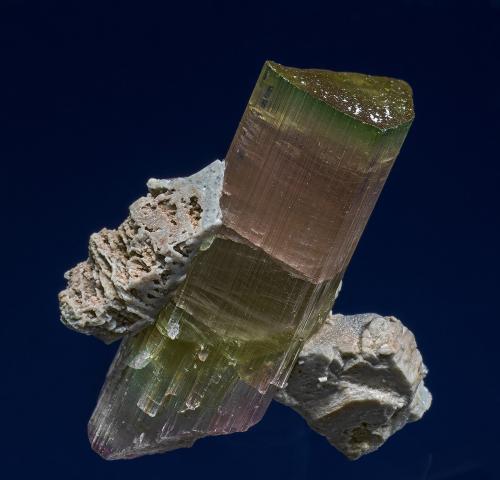 Tourmaline
Mesa Grande District, San Diego Co., California, USA
4.6 x 3.8 cm (Author: am mizunaka)