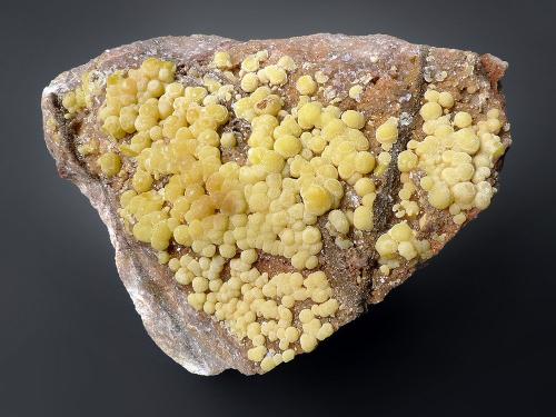 Mimetite<br />Santa Eulalia District, Municipio Aquiles Serdán, Chihuahua, Mexico<br />11.7 x 8.4 x 7.5 cm<br /> (Author: xdxucn)