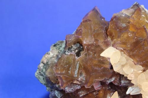 Fluorite, Calcite, Sphalerite
Annabel Lee mine, Harris Creek Sub-District, Illinois - Kentucky Fluorspar District, Hardin Co., Illinois, USA
17.6 x 13.5 cm (Author: Don Lum)