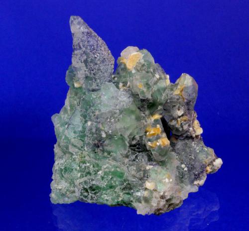 Fluorite spinel-twin, Beryl, Hyalite Opal, Muscovite
Erongo Mountain, Erongo Region, Namibia
7 x 6 cm
ex Charlie Key (Author: Don Lum)