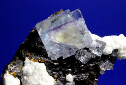 Fluorite, Calcite, Sphalerite
Minerva No. 1 Mine (Ozark-Mahoning No. 1 Mine) Ozark-Mahoning Group, Cave-in-Rock Sub-District, Illinois - Kentucky Fluorspar District, Hardin Co., Illinois, USA
7.6 x 5.3 cm (Author: Don Lum)