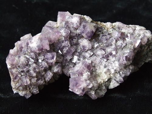 Fluorite<br />Frazer's Hush Mine, 295 level, Rookhope District, Weardale, North Pennines Orefield, County Durham, England / United Kingdom<br />9x5x3.5cm<br /> (Author: captaincaveman)