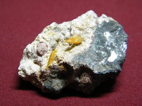 Mimetite<br />Tsumeb Mine, Tsumeb, Otjikoto Region, Namibia<br />45x50mm<br /> (Author: Heimo Hellwig)