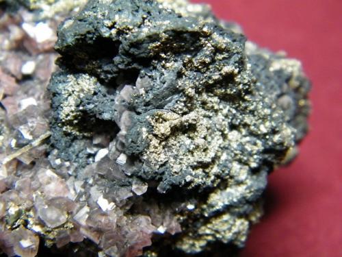 Smithsonite<br />Tsumeb Mine, Tsumeb, Otjikoto Region, Namibia<br />60x50mm<br /> (Author: Heimo Hellwig)