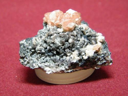 Smithsonite<br />Tsumeb Mine, Tsumeb, Otjikoto Region, Namibia<br />40x30mm<br /> (Author: Heimo Hellwig)