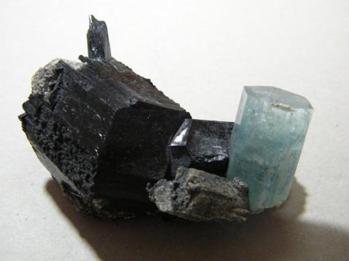 Beryl (var. aquamarine) on Schorl<br />Erongo Mountain, Usakos, Erongo Region, Namibia<br />80x50mm<br /> (Author: Heimo Hellwig)