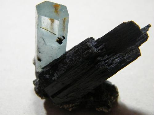 Beryl (var. aquamarine) on Schorl<br />Erongo Mountain, Usakos, Erongo Region, Namibia<br />35x40mm<br /> (Author: Heimo Hellwig)