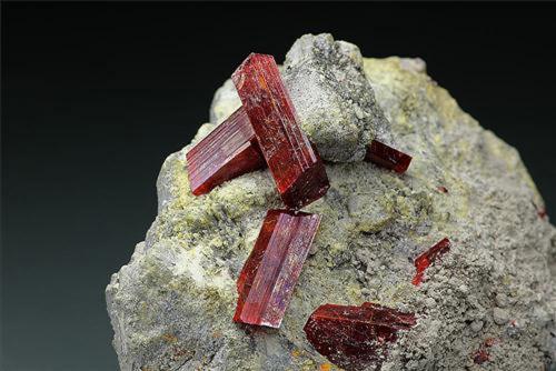 Realgar<br />Baia Sprie Mine, Baia Sprie, Maramures, Romania<br />H: 6 cm x W: 5 cm x D: 4.5 cm; Largest Crystal: 1.<br /> (Author: Adrian Pripoae)