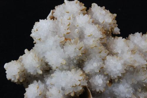 Quartz, Dolomite, Siderite<br />Municipio Guanajuato, Guanajuato, Mexico<br />19.5 x 15.5 cm<br /> (Author: Don Lum)