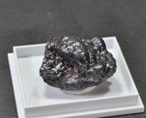 Hematite<br />Deepdale Hall Trials, Deepdale, Patterdale, Ullswater, former Cumberland, Cumbria, England / United Kingdom<br />2.5x2.5cm<br /> (Author: captaincaveman)