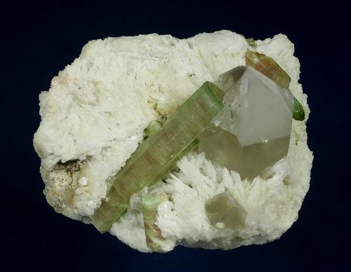 Elbaite on Quartz<br />Paprok, Kamdesh District, Nuristan Province, Afghanistan<br />105.0 x 76.0 x 70.0 mm<br /> (Author: GneissWare)
