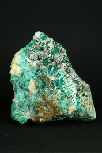 Beryl (variety emerald) with Calcite<br />Peñas Blancas Mine, Municipio San Pablo de Borbur, Western Emerald Belt, Boyacá Department, Colombia<br />10x9x4.5cm<br /> (Author: Fiebre Verde)