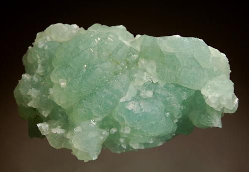 Prehnite<br />Montes Goboboseb, Zona Brandberg, Región Erongo, Namibia<br />5.1 x 8.2 cm<br /> (Author: crosstimber)