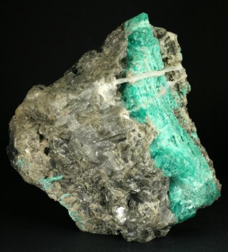 Beryl (variety emerald), Calcite<br />La Pita mining district, Cunas Mine, Municipio Maripí, Western Emerald Belt, Boyacá Department, Colombia<br />12x11x5cm<br /> (Author: Fiebre Verde)