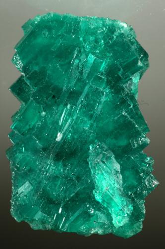 Beryl (var. emerald)<br />Coscuez mining district, Municipio San Pablo de Borbur, Western Emerald Belt, Boyacá Department, Colombia<br />40x26x15mm<br /> (Author: Fiebre Verde)